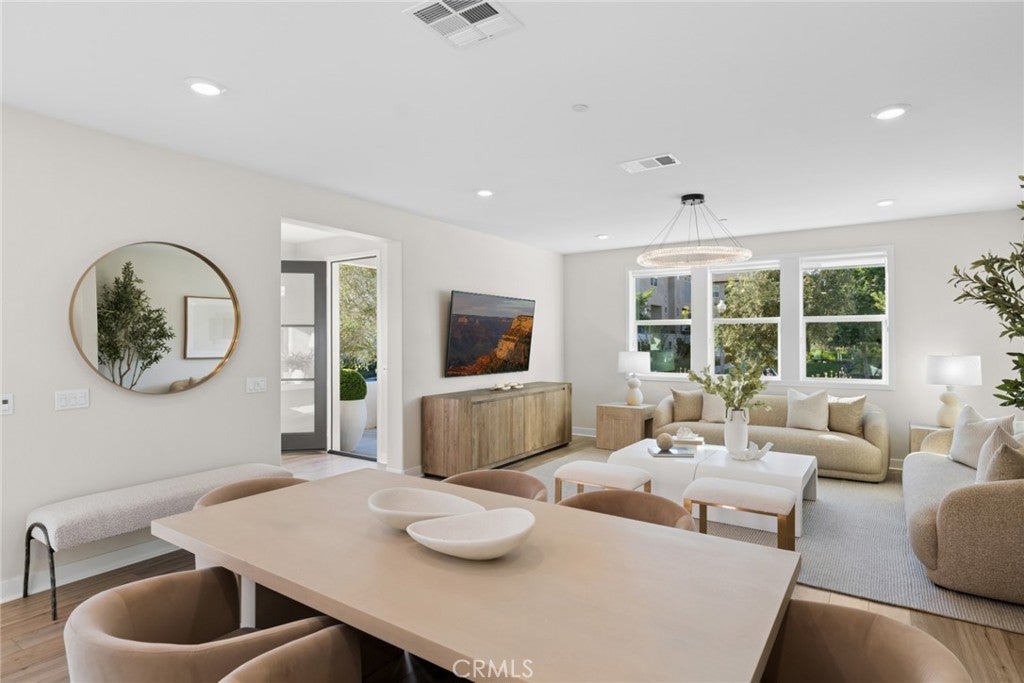 410 Chorus, Irvine CA 92618 - Photo 18