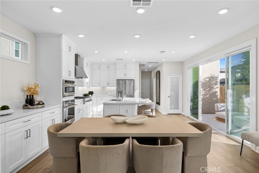 410 Chorus, Irvine CA 92618 - Photo 6