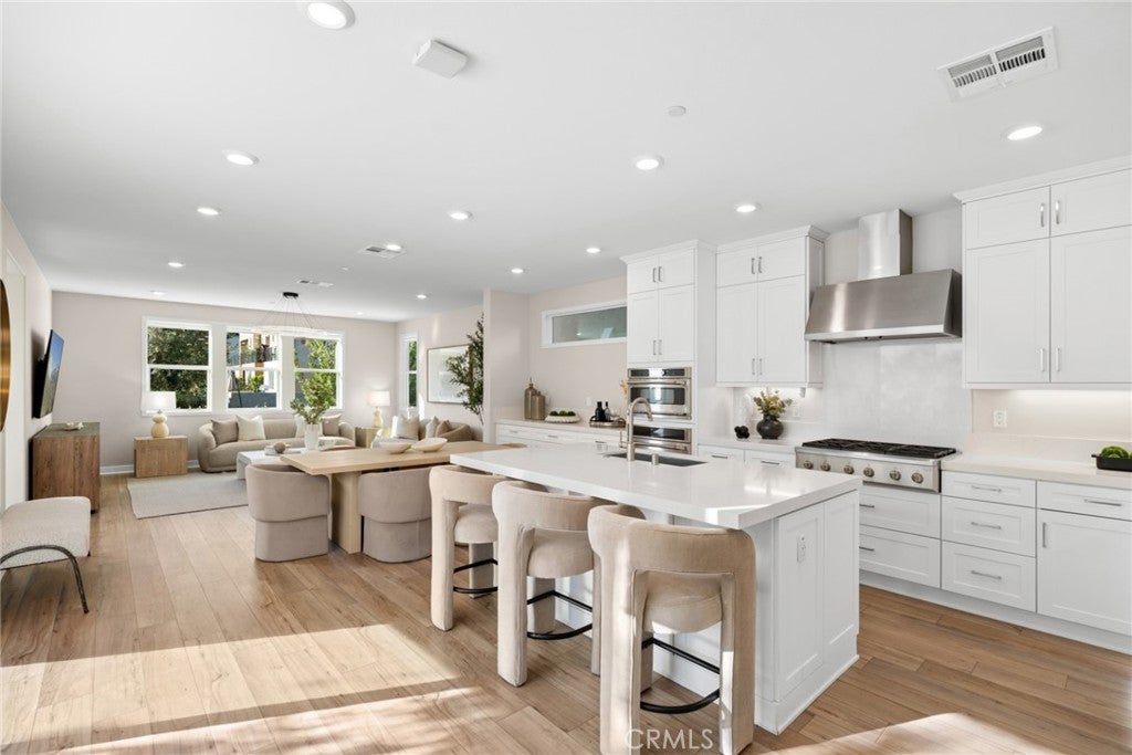 410 Chorus, Irvine CA 92618 - Photo 9