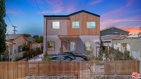 Photo of 414 S Avenue 56 Ave, Los Angeles, CA 90042 (MLS # 25602061)