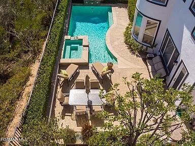 Chambord-804 - 804 - Residential