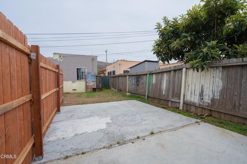 Tiny photo for 557 561 N North Olive Street Street, Ventura, CA 93001 (MLS # V1-32770)