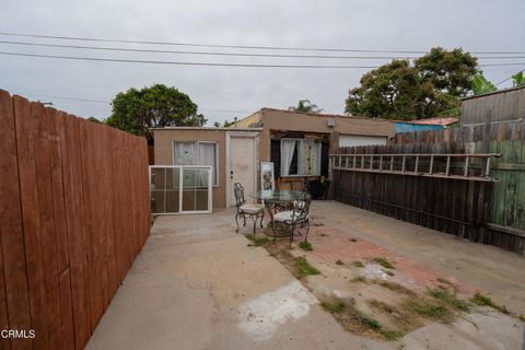 Tiny photo for 557 561 N North Olive Street Street, Ventura, CA 93001 (MLS # V1-32770)