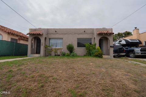 Tiny photo for 557 561 N North Olive Street Street, Ventura, CA 93001 (MLS # V1-32770)