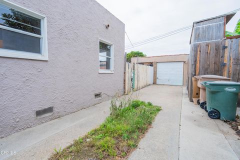Tiny photo for 557 561 N North Olive Street Street, Ventura, CA 93001 (MLS # V1-32770)