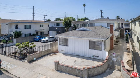 Photo of 1631 Granville Avenue, Los Angeles, CA 90025 (MLS # 26988715)