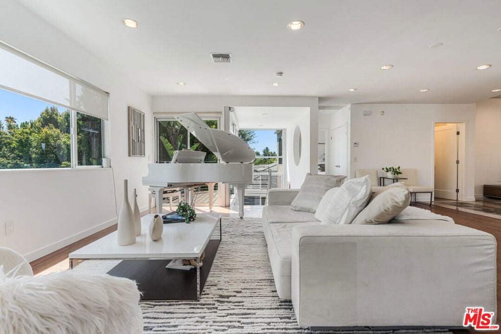 10336 Monte Mar Drive