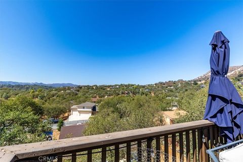 Tiny photo for 2347 Lakeview Drive, Bradley, CA 93426 (MLS # NS25222906)