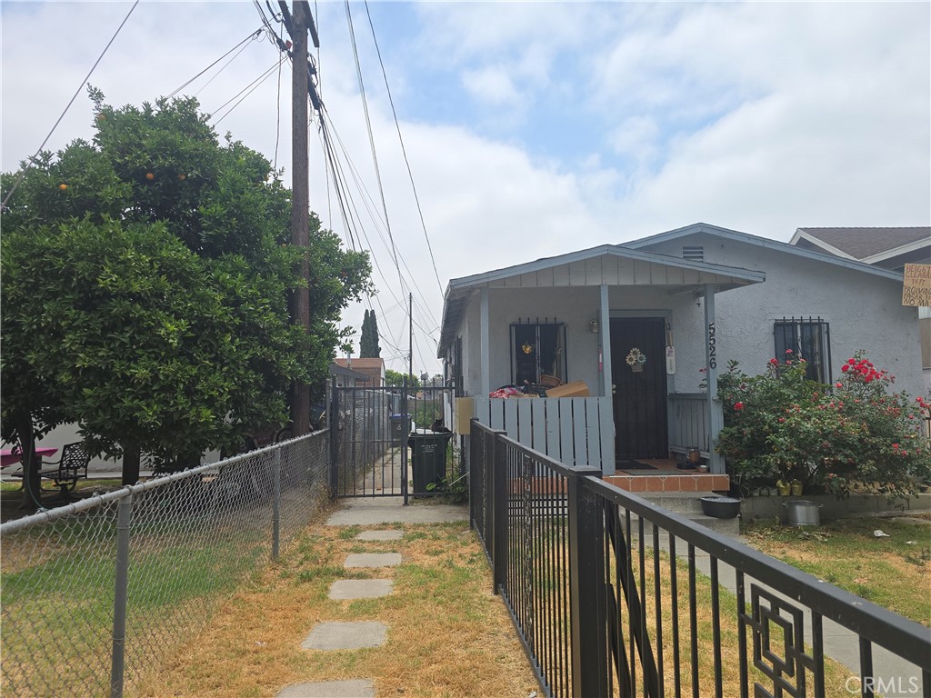 5526 Clara Street