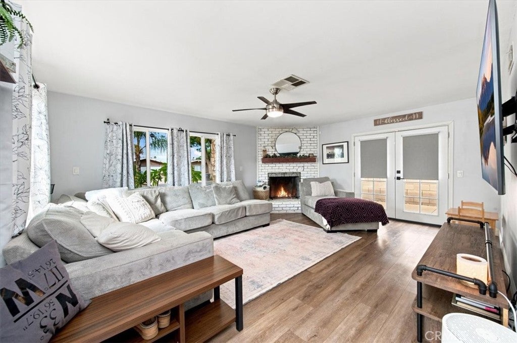 4375 Toyon