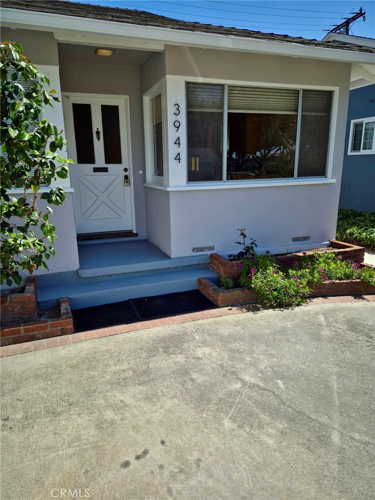 3944 W 149th Street