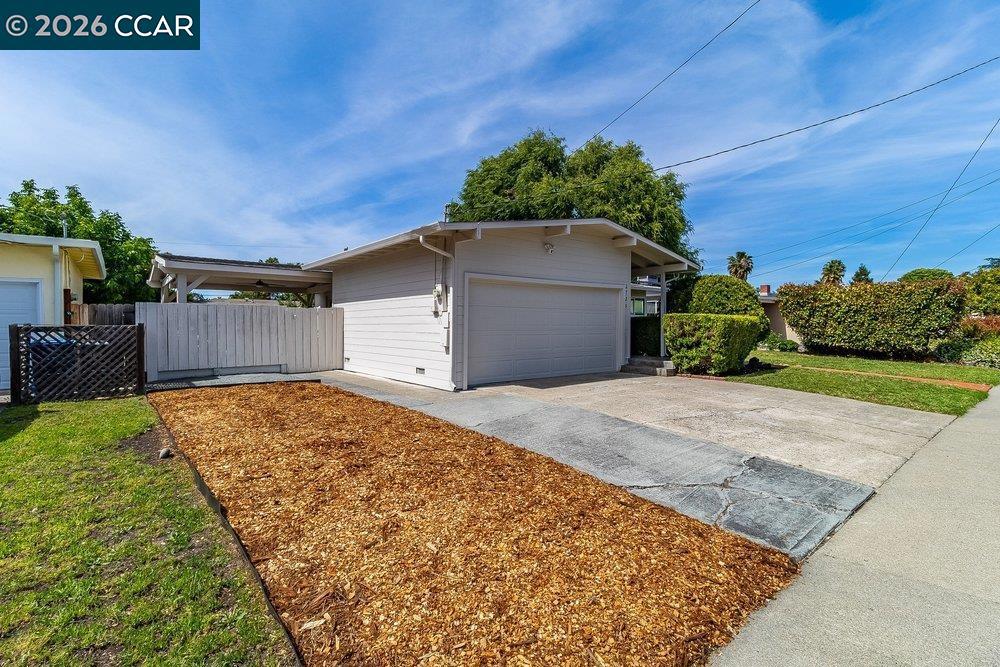 2725 Argyll Ave
