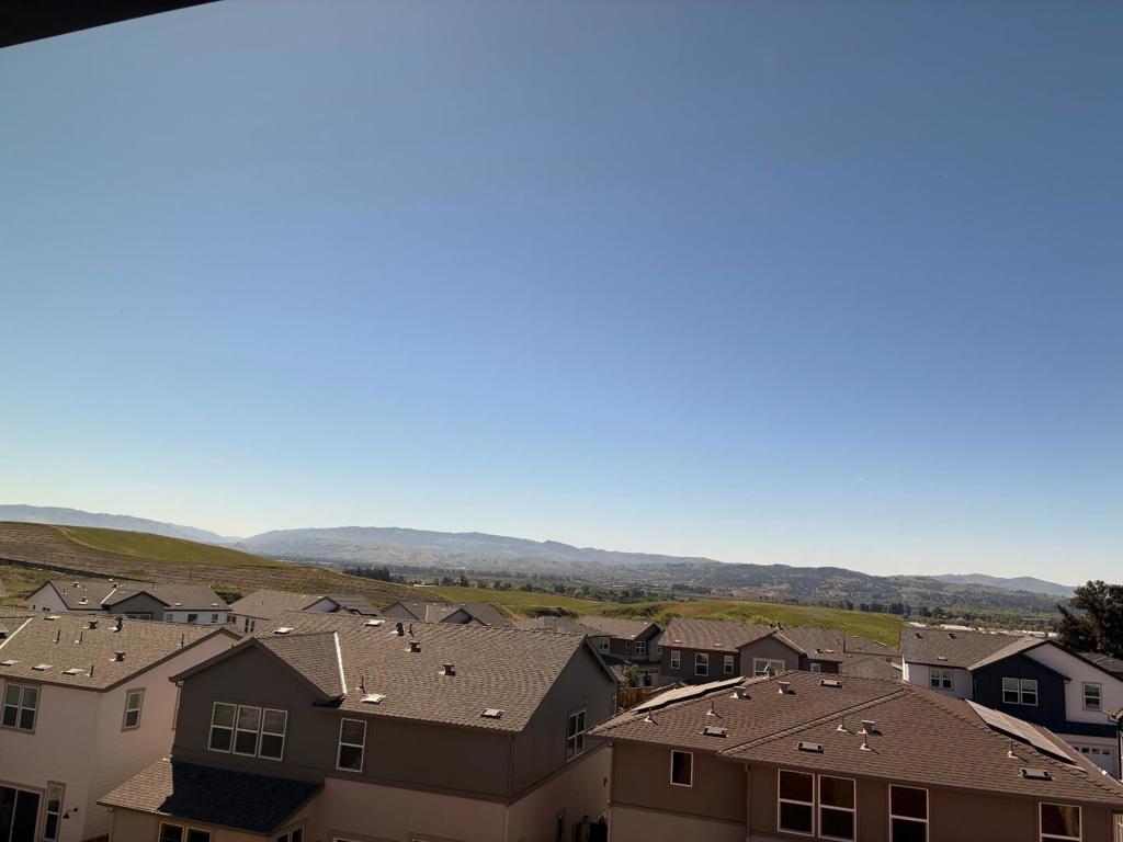 Properties 1 1036 Michael Avenue 36