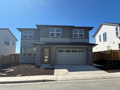 1036 Michael Avenue 36 Dublin CA 94568