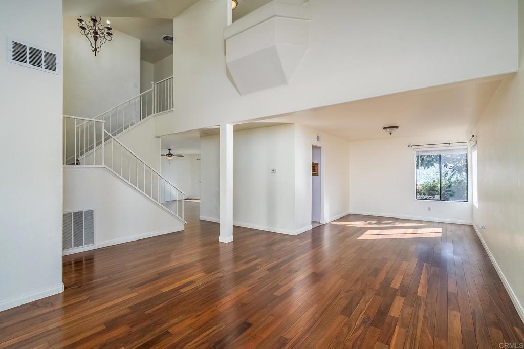 10137 Greenleaf