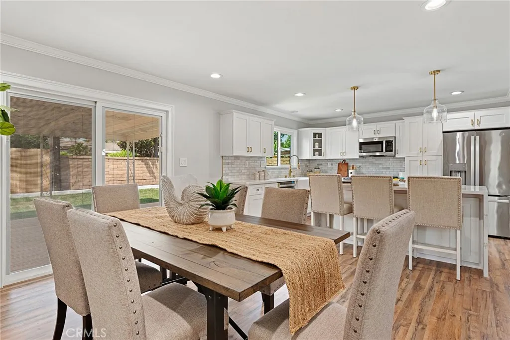 La Habra, California 90631, United States, 4 Bedrooms Bedrooms, ,2 BathroomsBathrooms,Residential,Pending,200002