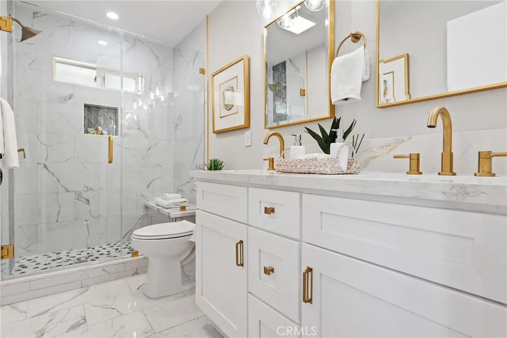 La Habra, California 90631, United States, 4 Bedrooms Bedrooms, ,2 BathroomsBathrooms,Residential,Pending,200002