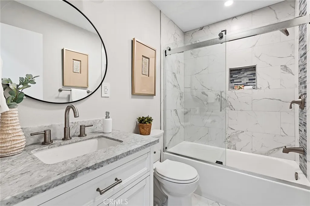 La Habra, California 90631, United States, 4 Bedrooms Bedrooms, ,2 BathroomsBathrooms,Residential,Pending,200002