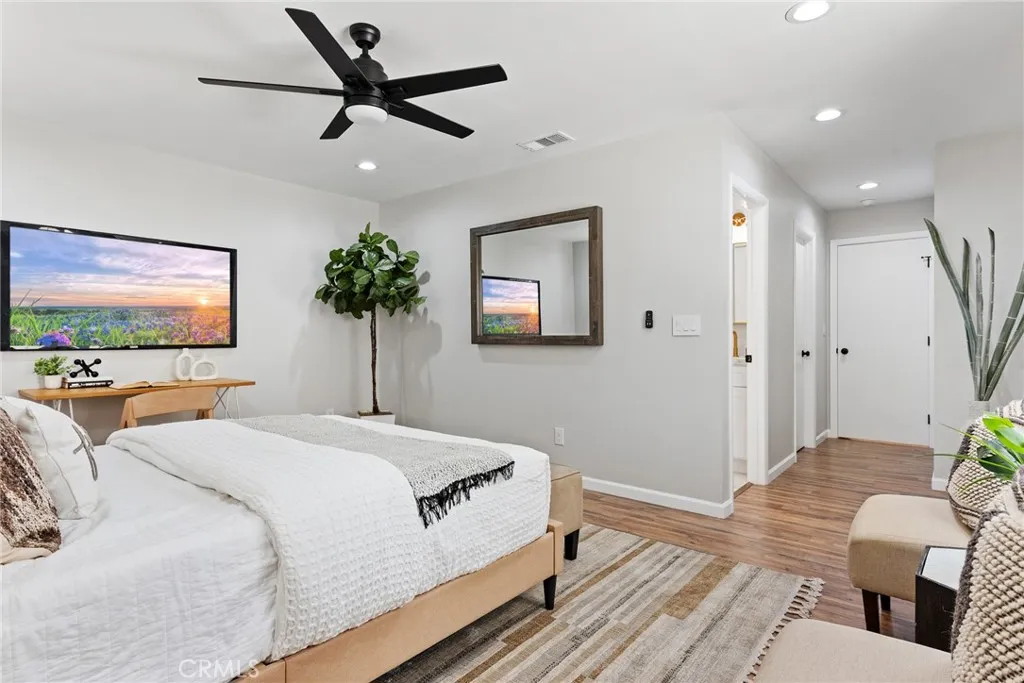 La Habra, California 90631, United States, 4 Bedrooms Bedrooms, ,2 BathroomsBathrooms,Residential,Pending,200002