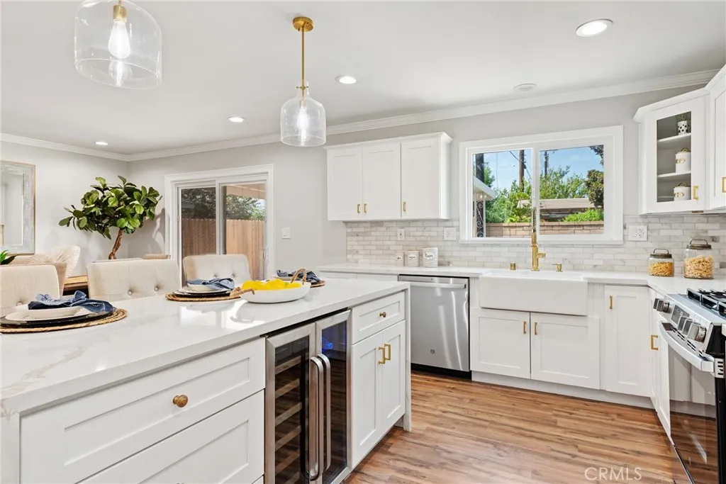 La Habra, California 90631, United States, 4 Bedrooms Bedrooms, ,2 BathroomsBathrooms,Residential,Pending,200002