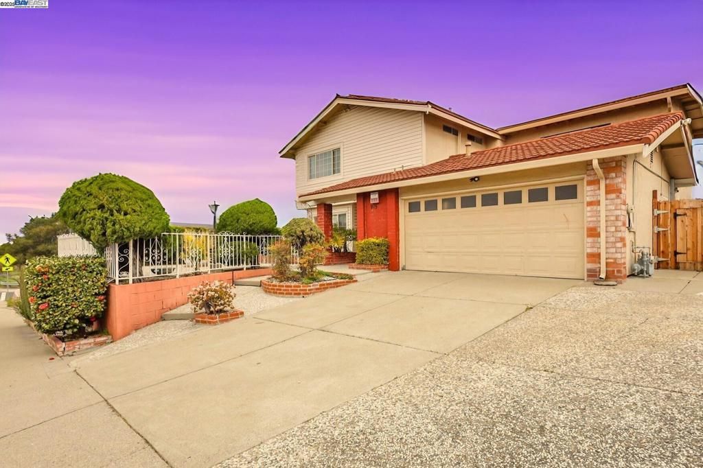Photo of 915 California St St, Rodeo, CA 94572 (MLS # 41115419)