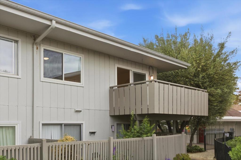 255 S Rengstorff Avenue 58