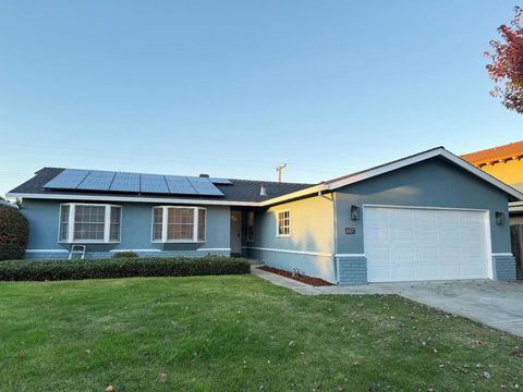 Photo of 1607 Duvall Drive, San Jose, CA 95130 (MLS # ML82024821)