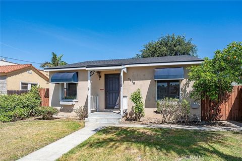 Photo of 1118 Roswell Ave, Long Beach, CA 90804 (MLS # PW26087143)