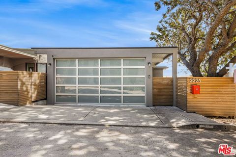 Photo of 2226 Ronda Vista Drive, Los Angeles, CA 90027 (MLS # 26634751)