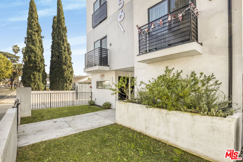 5456 Barton Avenue