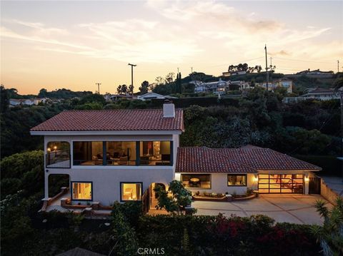 Photo of 2053 Suana Dr, Rancho Palos Verdes, CA 90275 (MLS # PV26079184)