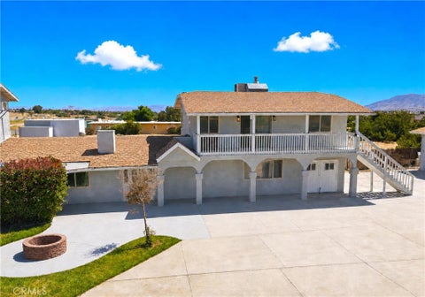 Photo of 7008 Summit Valley RD, Hesperia, CA 92345 (MLS # IV26108456)