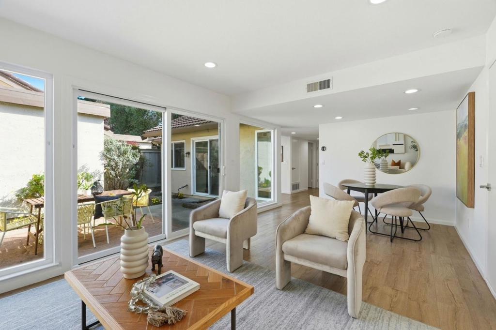 5893 Manorwood Court