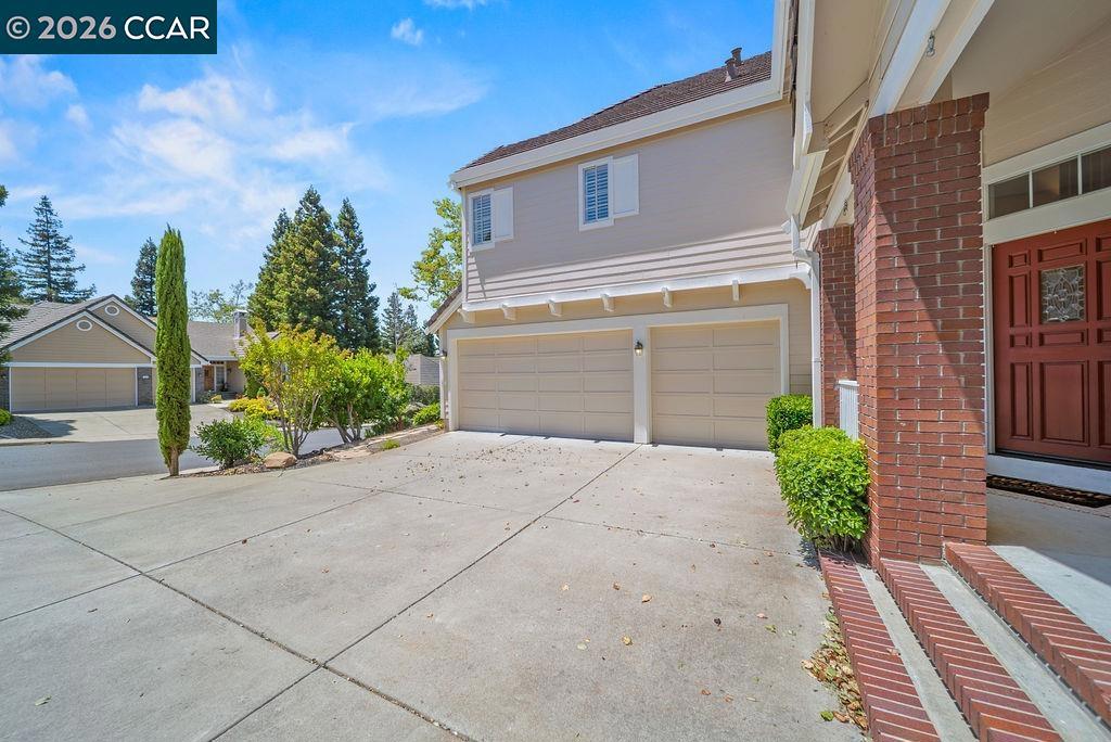 3051 Miwok Way