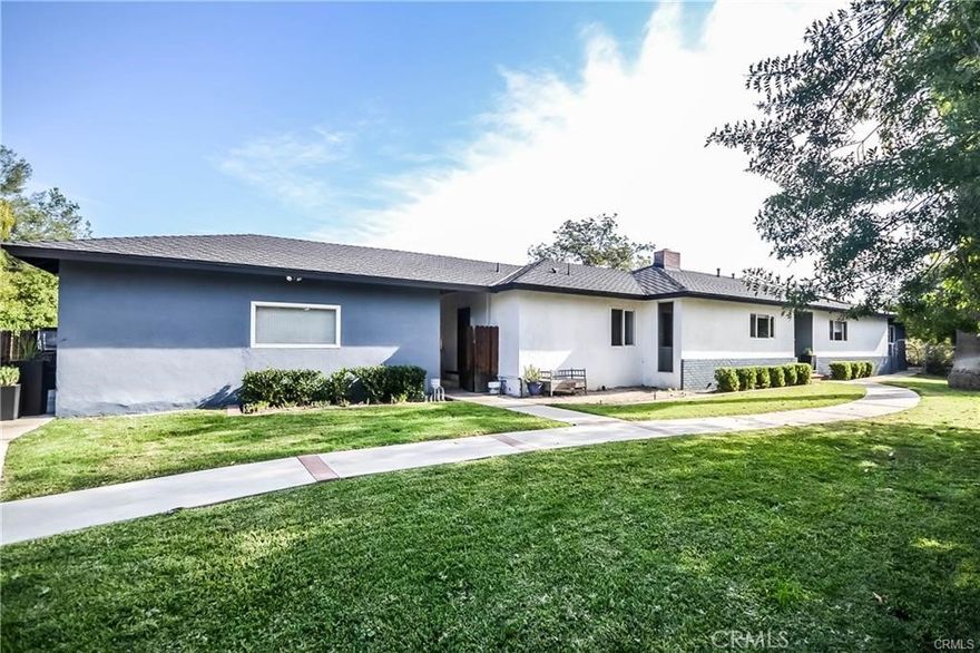 AN Opportunity to live in coveted Sunny Hills Estate. Located at the end of a Cul-De-Sac in a prestigious area of Fullerton Surrounded by exclusive, custom-built homes. This charming single level ranch home with 2238 sqft of living space has 4 bedrooms(One bed room currently used as an office)

and 3 Full bathrooms, Master bedroom has walk-in closet and en suite bath.  Totally remodeled kitchen with huge Island. Nice wooden flooring throughout the house. Separate inside laundry room. over a half acre, this lot is in a prime location that offers privacy and seclusion in one of Fullerton's most desirable neighborhoods. Award winning schools; Laguna Road Elementary , Parks Jr.High and Sunny Hills High School. Fullerton Joint High school district has open enrollment including Troy High School.Refrigerator,Washer and Dryer, and Two TV are included