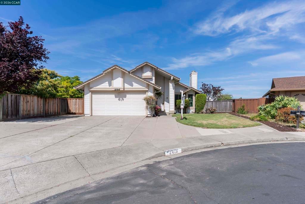 Photo of 2413 Christian Ct Ct, Pinole, CA 94564 (MLS # 41128918)