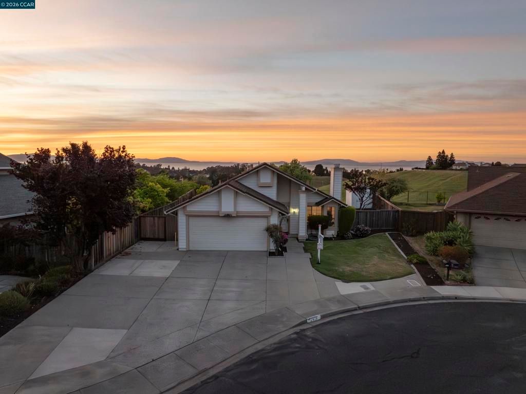 Photo of 2413 Christian Ct Ct, Pinole, CA 94564 (MLS # 41128918)