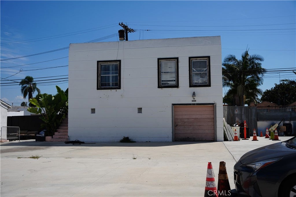 7500 S Western Ave