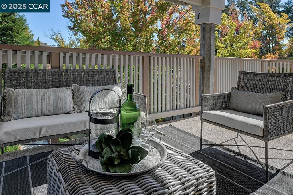 ROSSMOOR - Residential