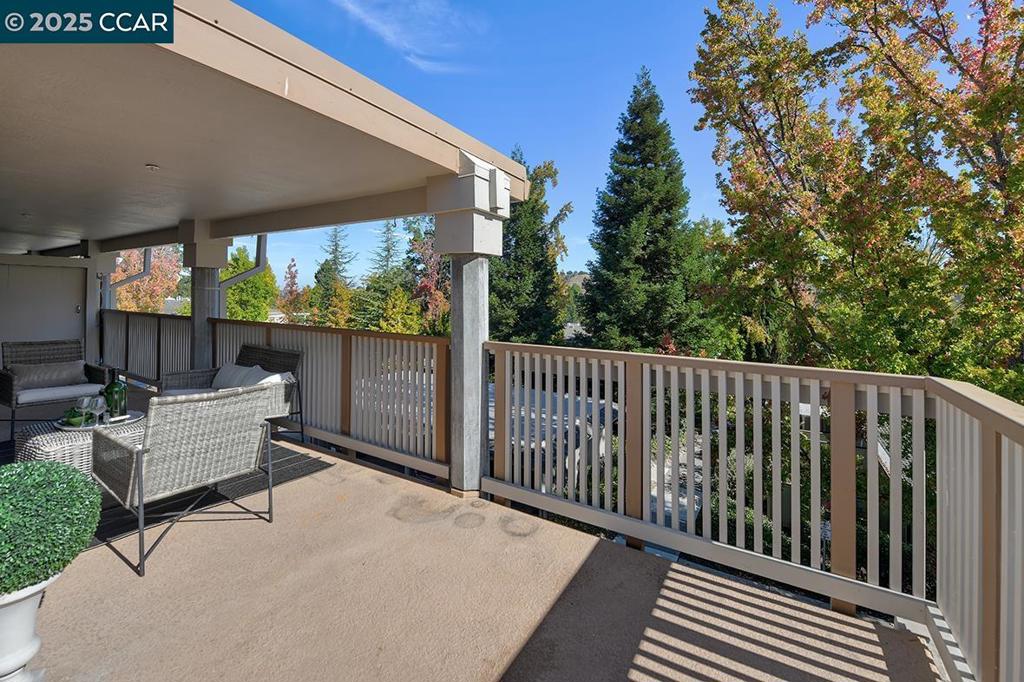 ROSSMOOR - Residential