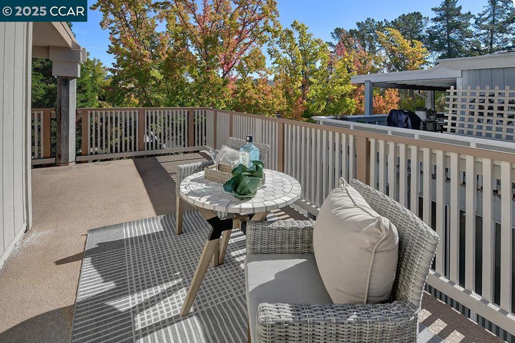 ROSSMOOR - Residential