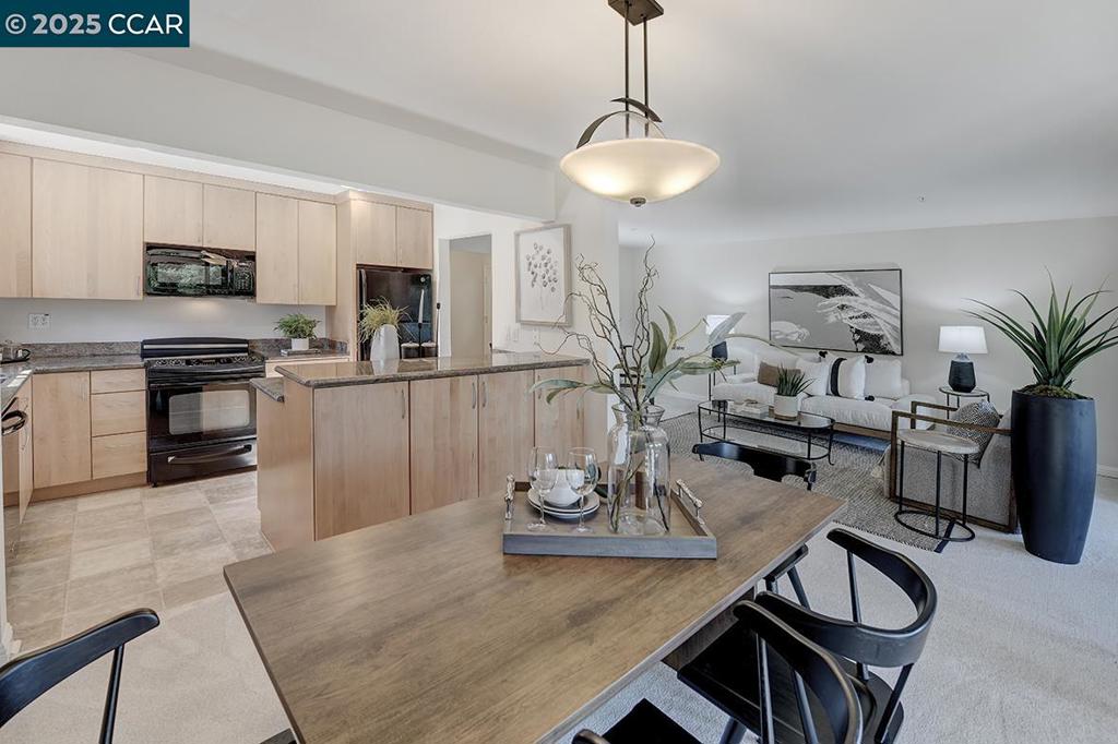 ROSSMOOR - Residential