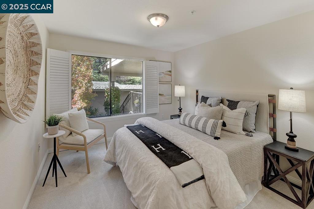 ROSSMOOR - Residential