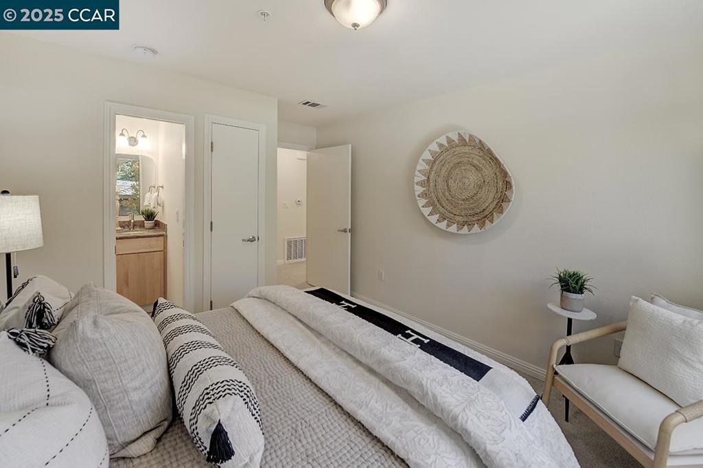 ROSSMOOR - Residential