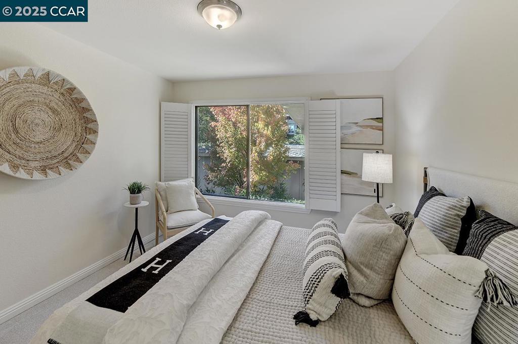 ROSSMOOR - Residential