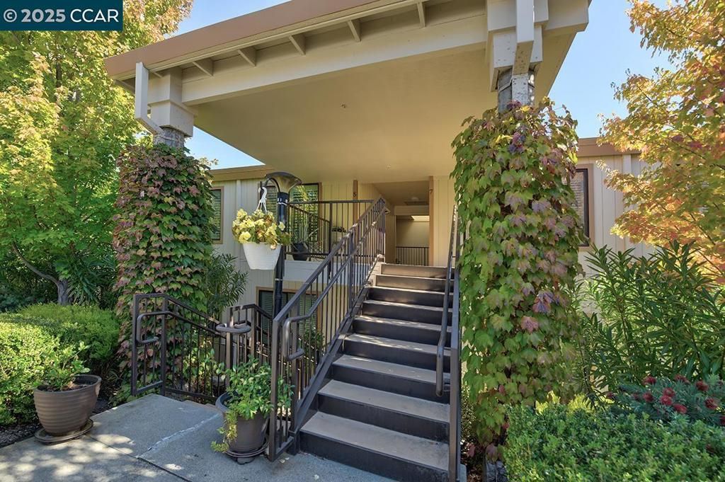Photo of 1209 Running Springs Rd #7, Walnut Creek, CA 94595 (MLS # 41115286)