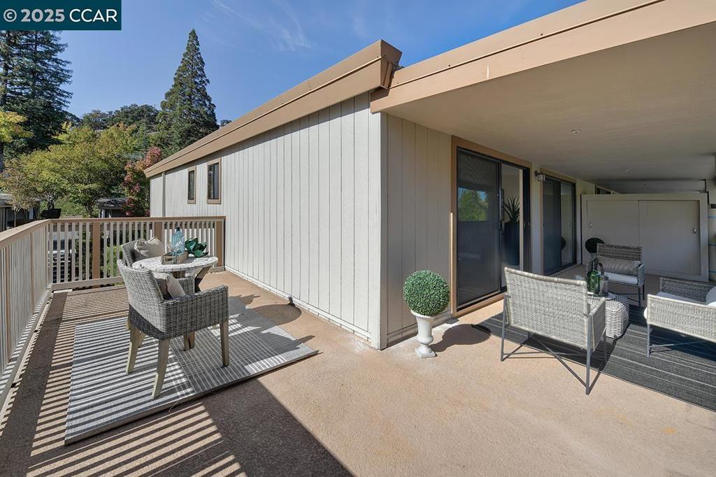 ROSSMOOR - Residential