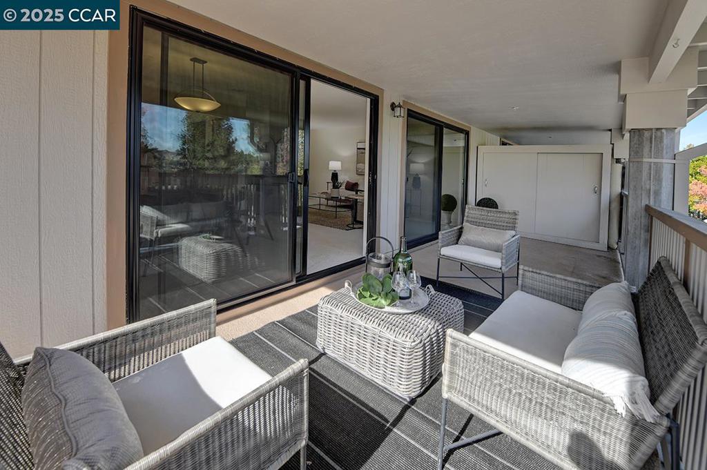 ROSSMOOR - Residential