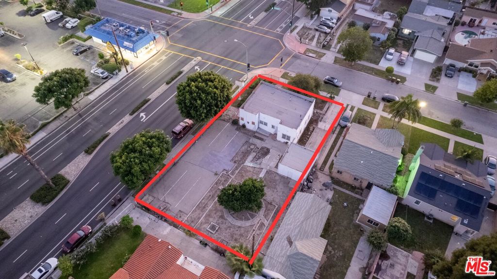 1301 E Alondra Boulevard