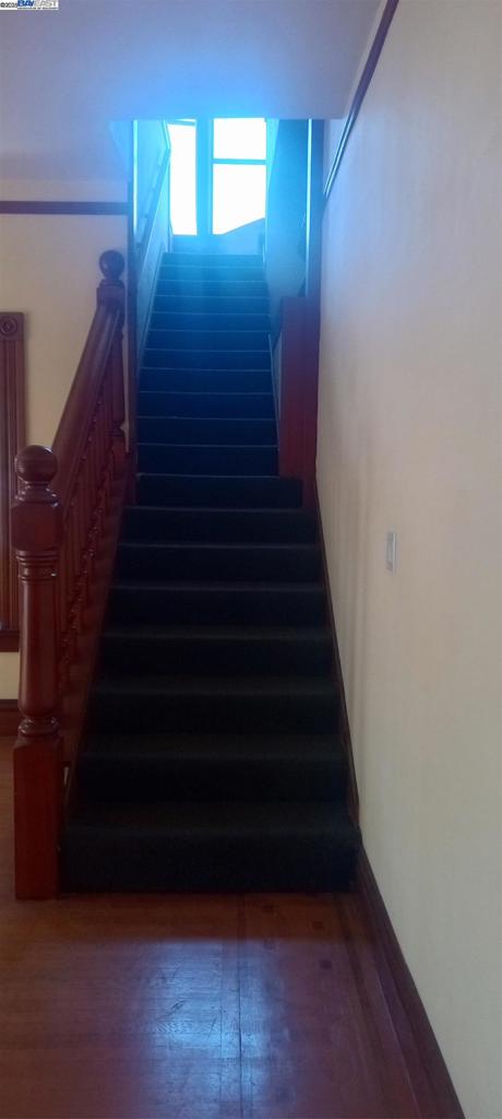 WEST END - Residential